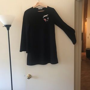 Mango short dress, long sleeves. Worn only once. Super cute.